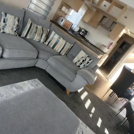 במברידג' Home With A View Whitecliff Bay Holiday Park מראה חיצוני תמונה